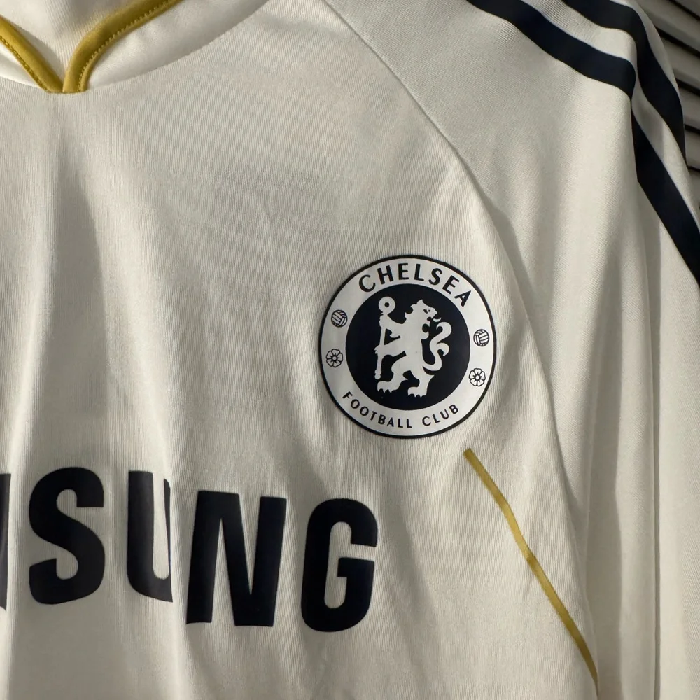 Adidas Chelsea FC White and Black Jersey - Picture 2 of 5